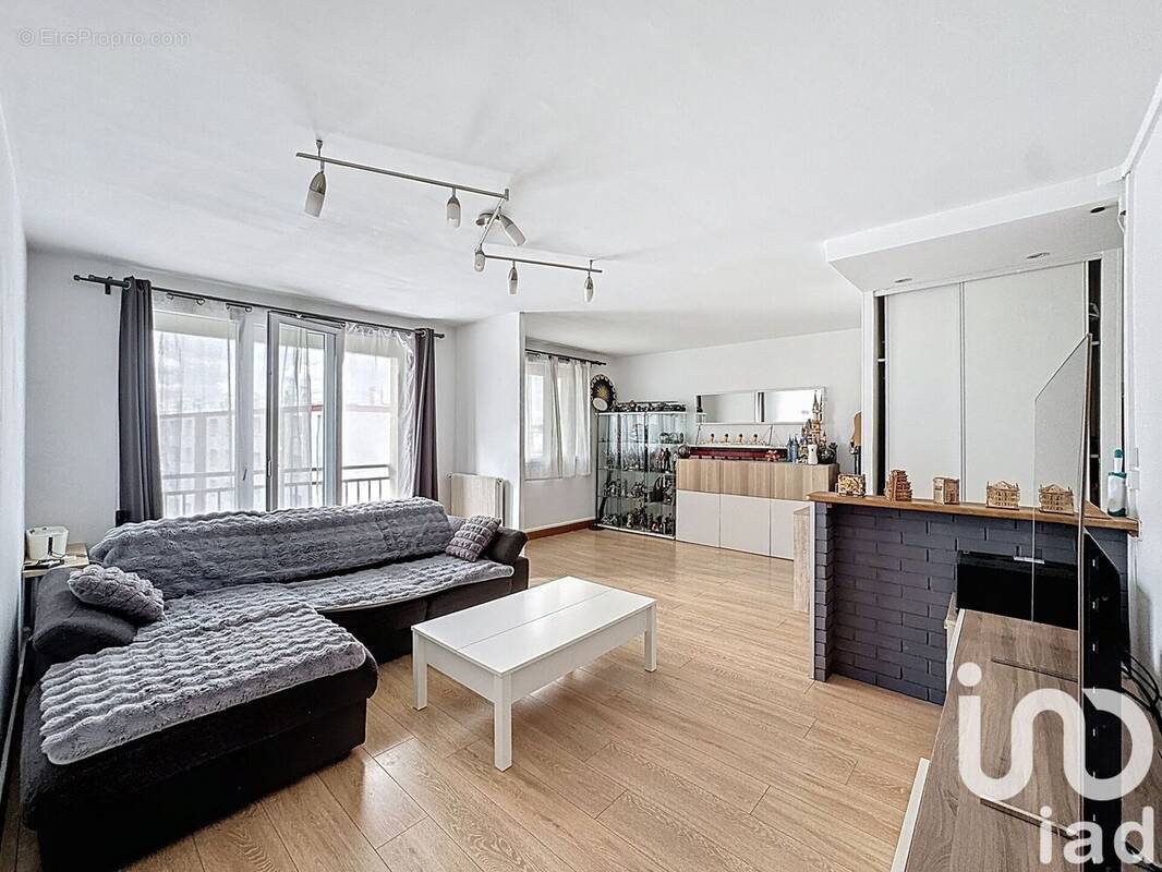 Photo 1 - Appartement à NEUILLY-SUR-MARNE