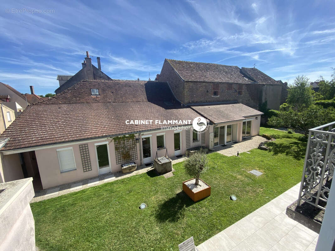 Maison 250 m² à Semur-En-Auxois  - photo 5