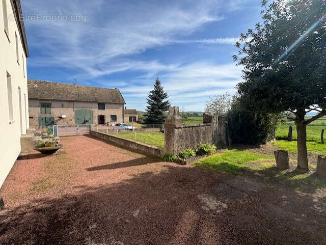 Maison à SULLY