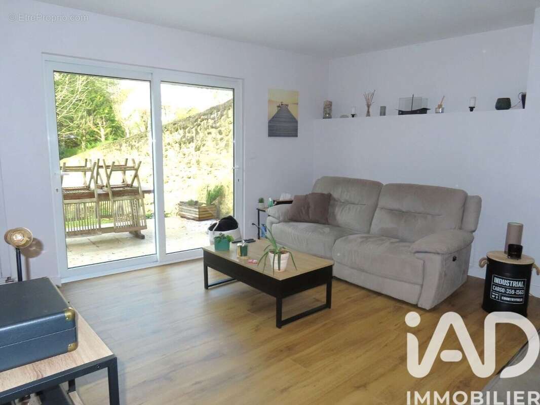 Photo 2 - Maison à REBAIS