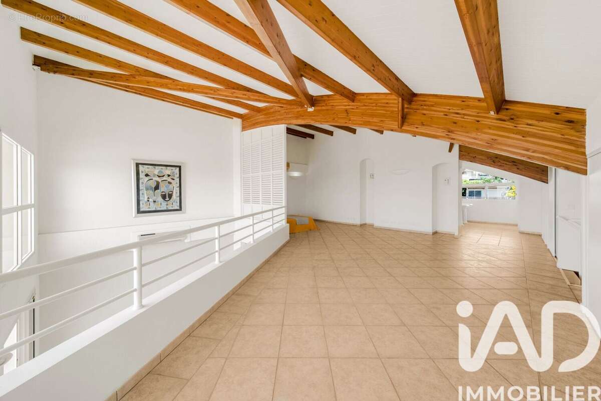 Photo 9 - Appartement à SAINT-DENIS