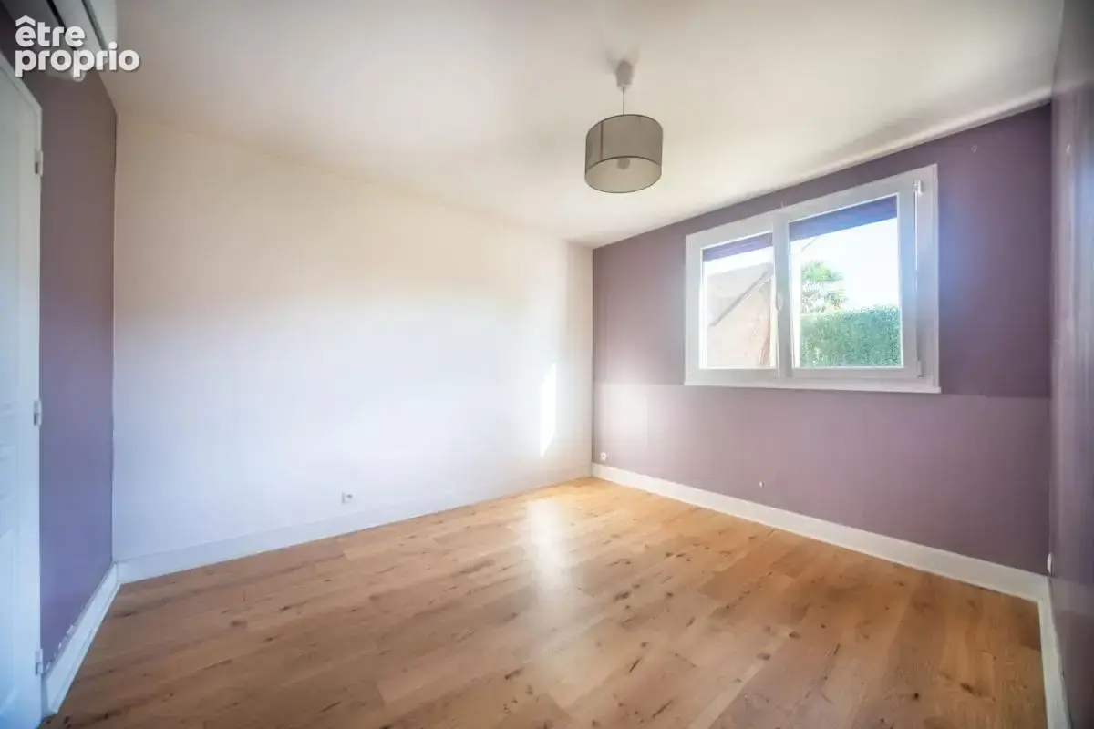 Ferme rénovée 126 m² avec studio indépendant et dépendances de 330 m² Saint-Cyr-sur-Menthon (01380) - photo 5