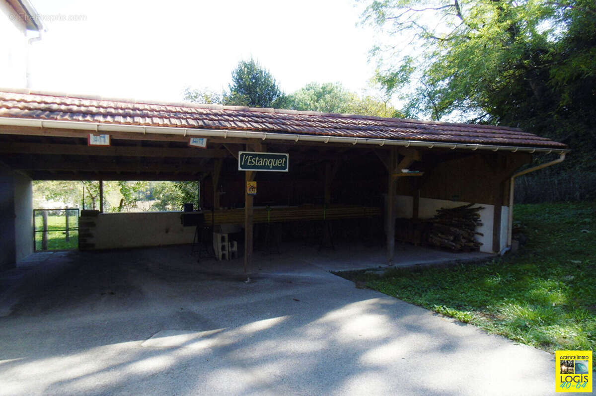 Maison à SAINTE-MARIE-DE-GOSSE