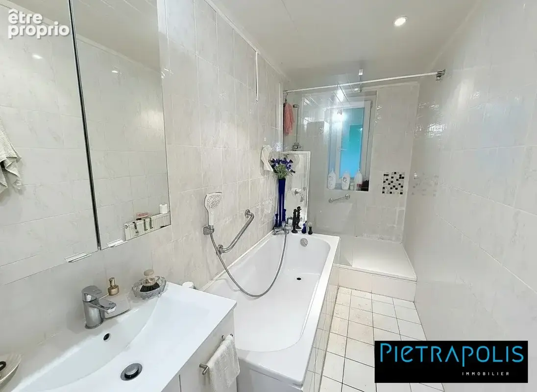 Appartement 6 pièces 111 m² à vendre à Arnas (69400) - photo 9