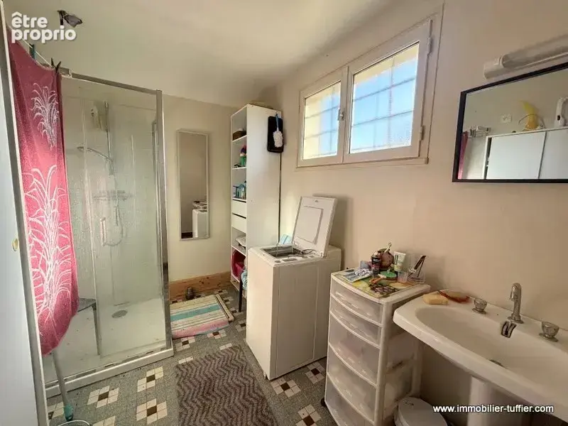 Le Breil-sur-Mérize – Petite maison pleine de potentiel ! - photo 4
