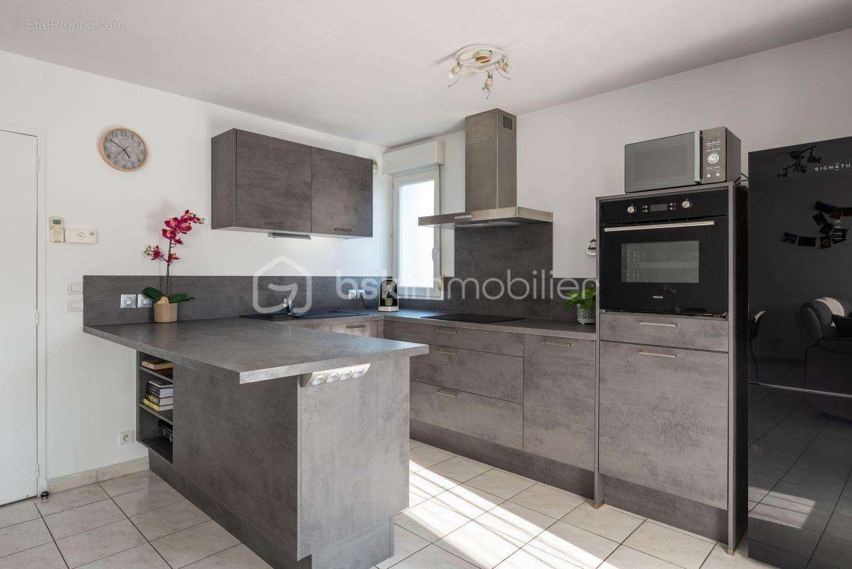 Appartement à ECHIROLLES