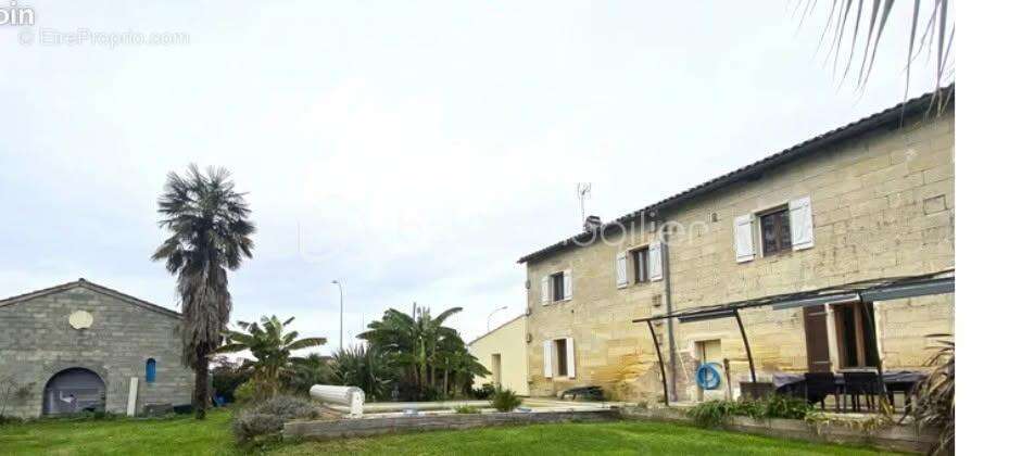 Maison à SAINT-DENIS-DE-PILE