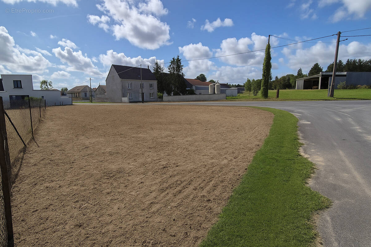 Terrain à PIERRE-MORAINS