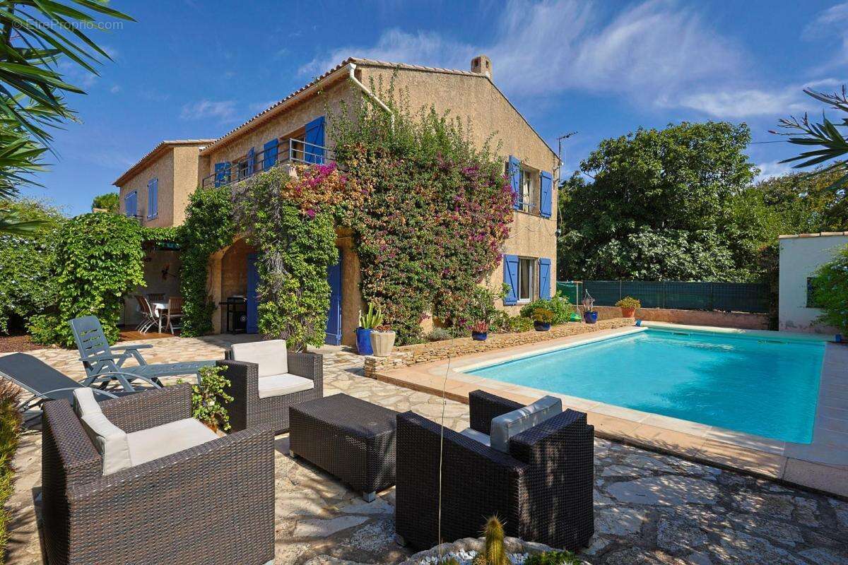 Maison à SIX-FOURS-LES-PLAGES