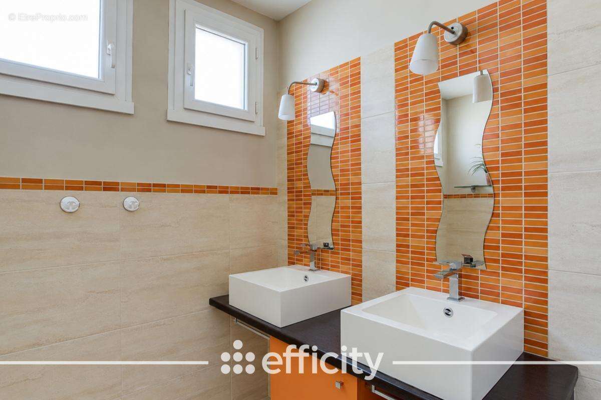 Appartement à LOIRE-SUR-RHONE