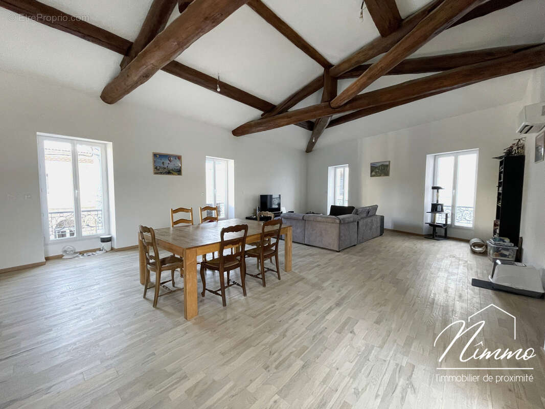 Appartement à NIMES