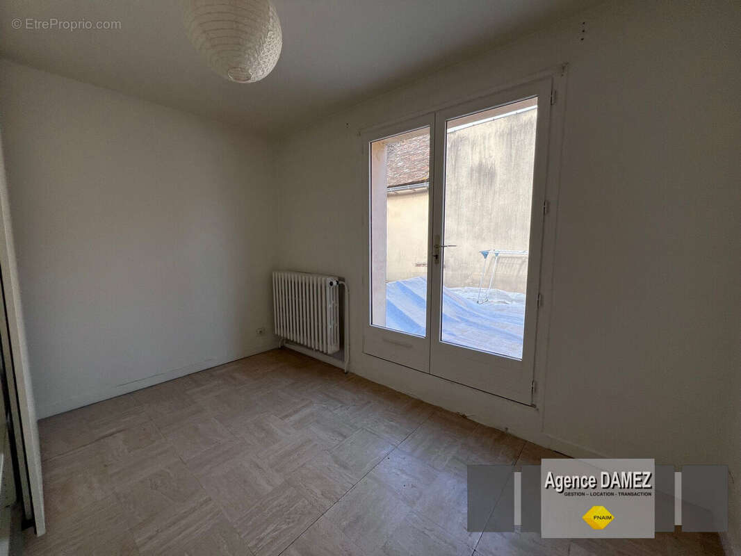 Appartement à DOURDAN