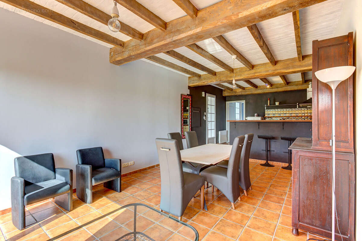 Maison à ARRAUTE-CHARRITTE