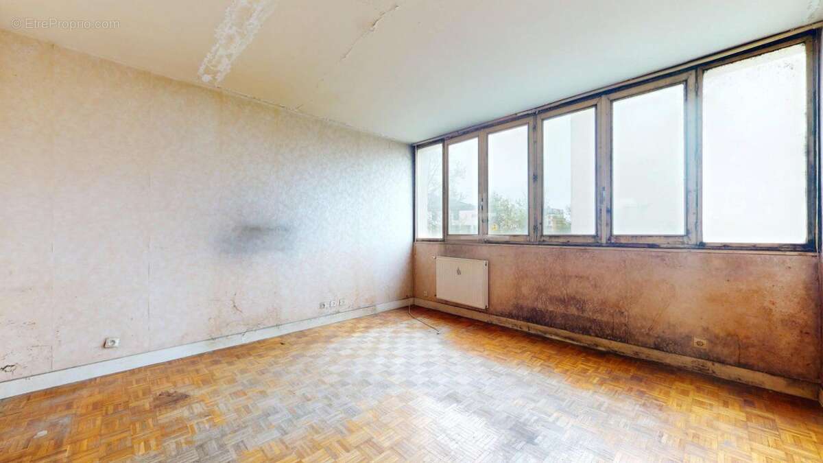 Appartement à LE PLESSIS-TREVISE