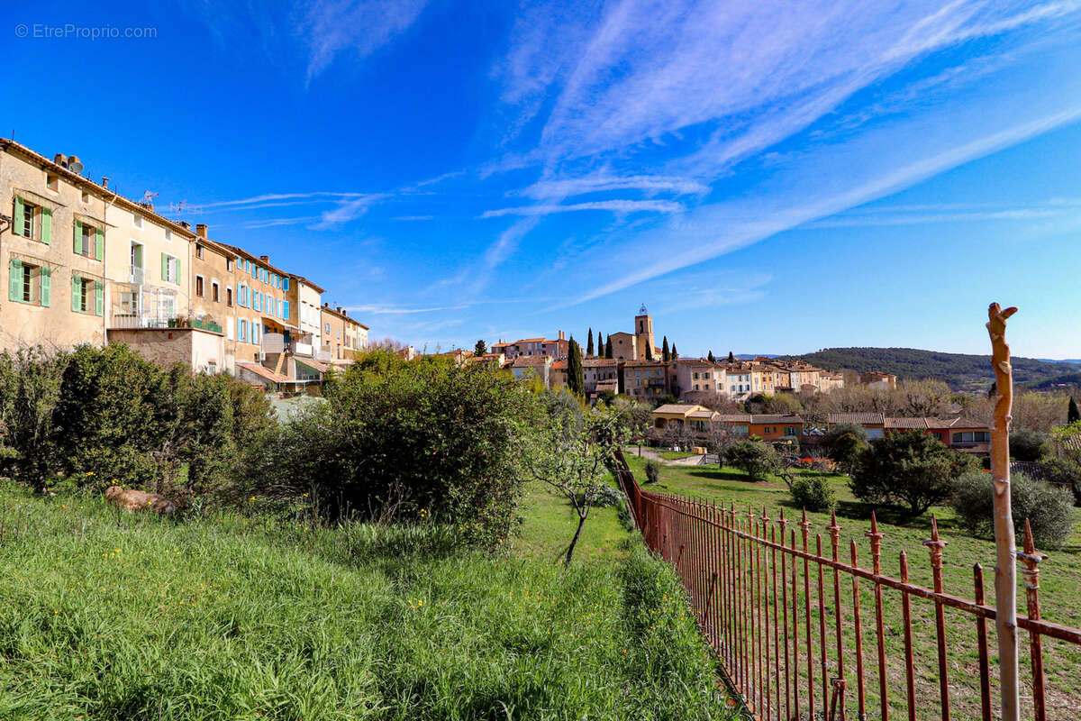 Appartement à FLAYOSC