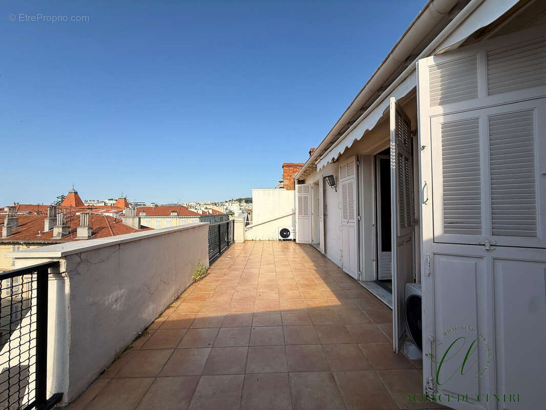 Appartement à NICE