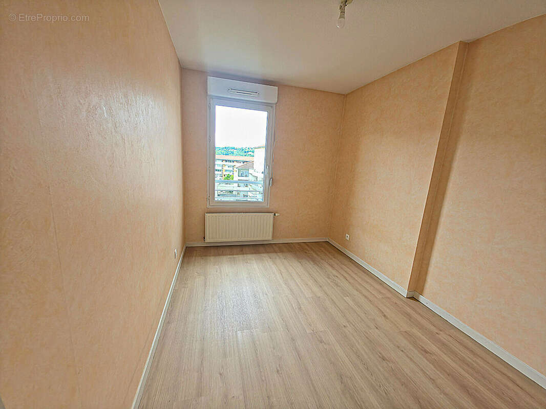 Appartement Bourgoin Jallieu 3 pièce(s) - photo 11