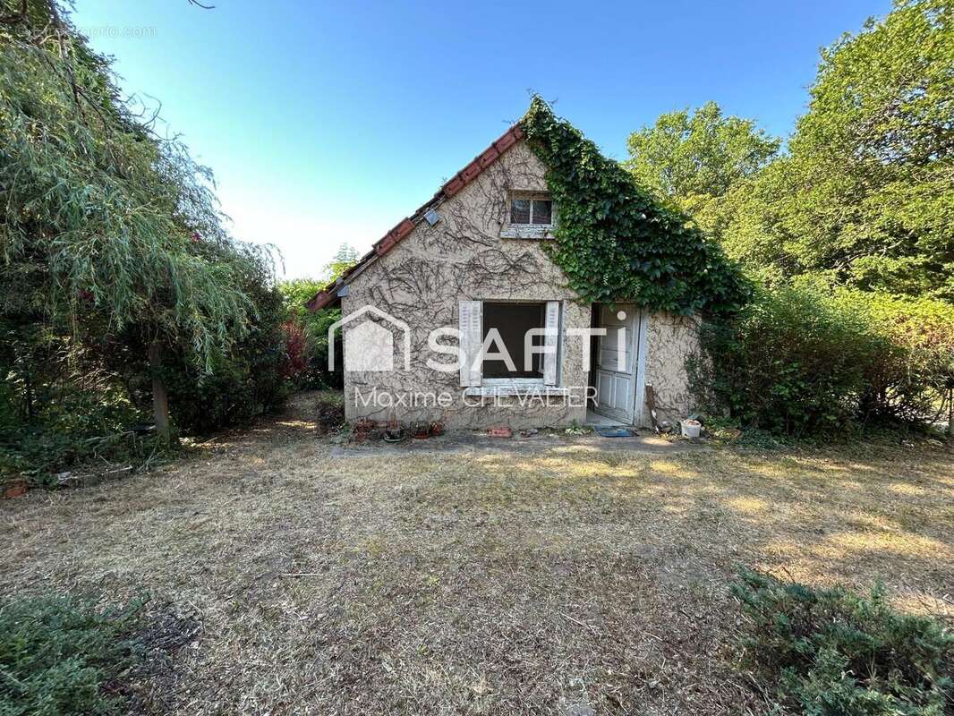 Maison 72 m² à Montipouret  - photo 8