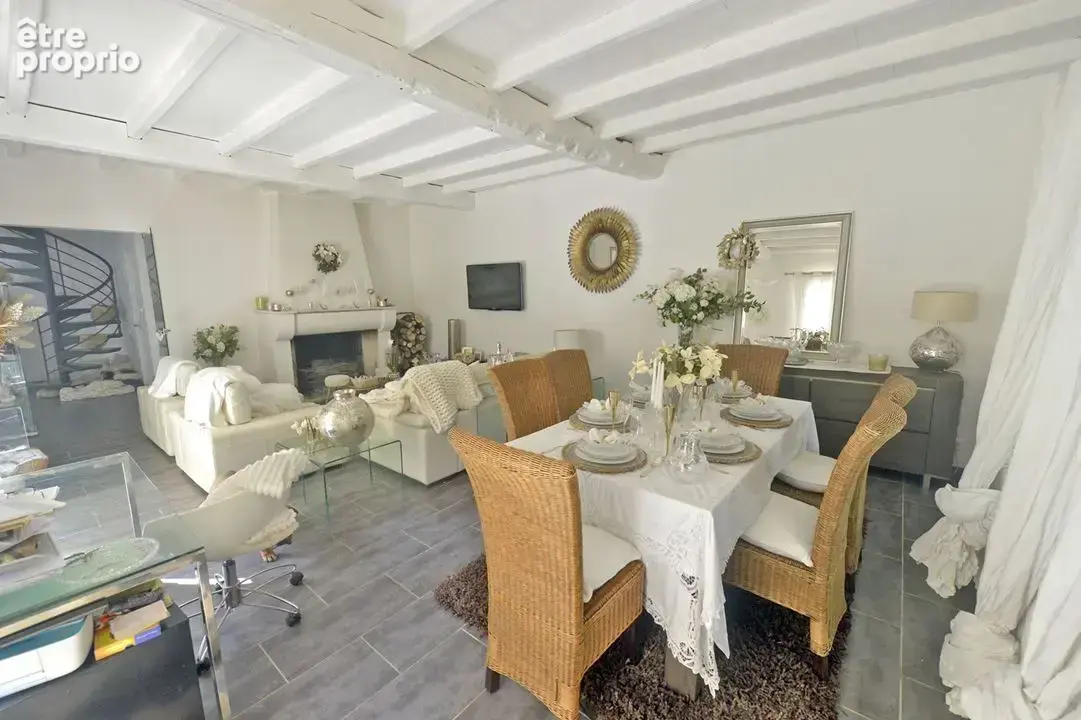 Maison 6 pièces 190 m² à vendre à Meursac (17120) - photo 4
