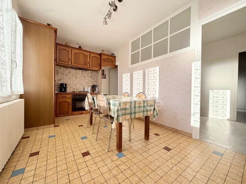 Maison à LA TUILIERE