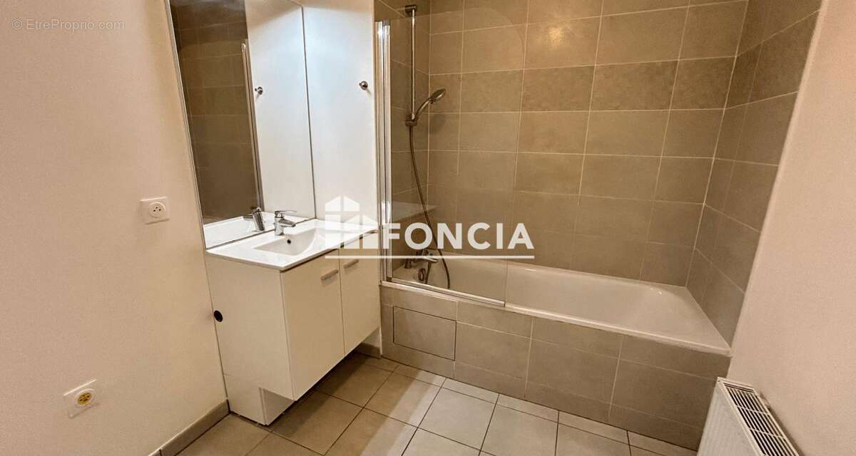 Appartement à GRETZ-ARMAINVILLIERS