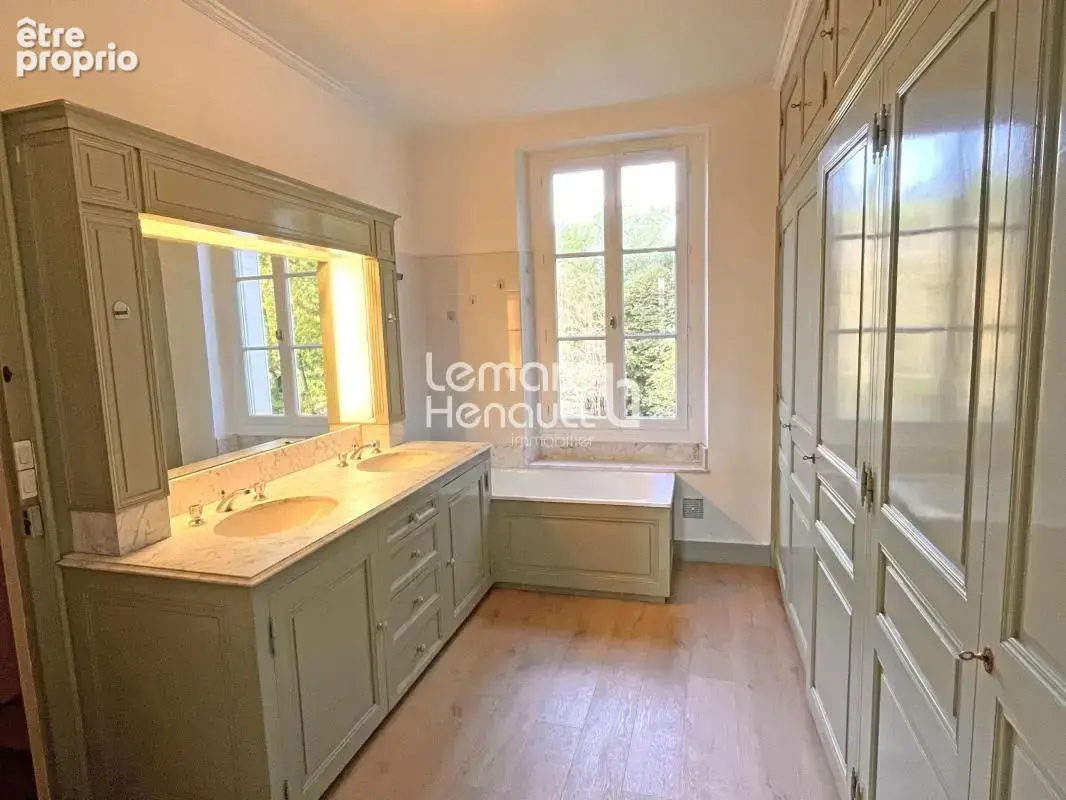 Superbe maison bourgeoise 6 chambres, 1200 m² de terrain - photo 9