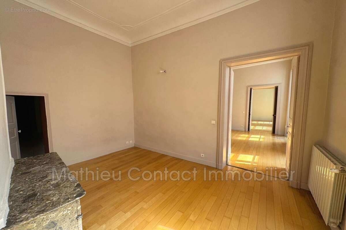 Appartement à NIMES