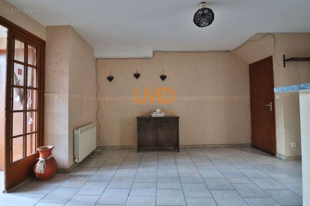 Maison à JONCELS