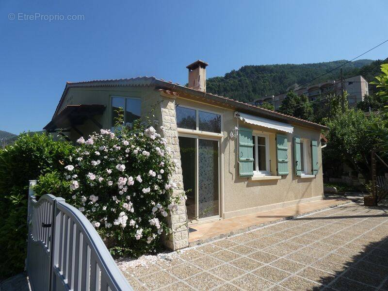 Maison à SERRES