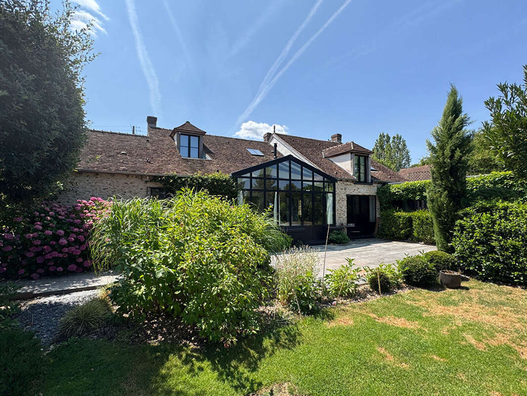 Maison à MONTFORT-L'AMAURY