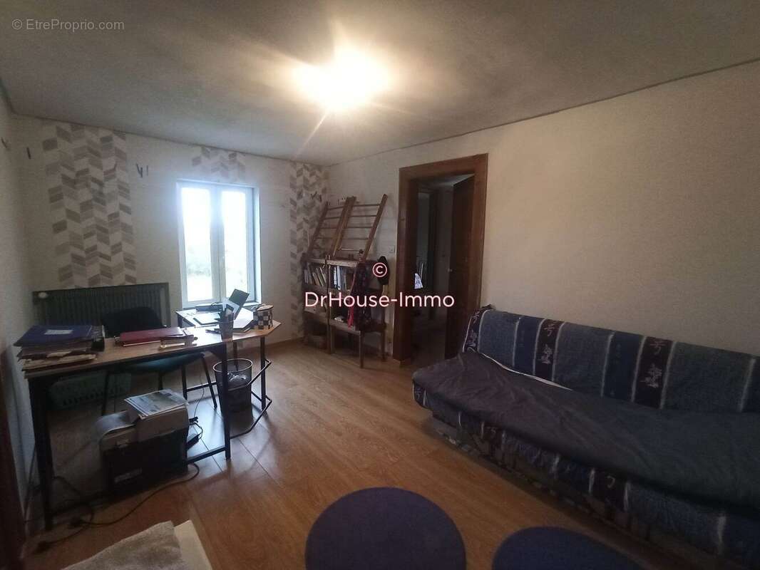 Maison 186 m² à Mesnil-Rousset  - photo 6