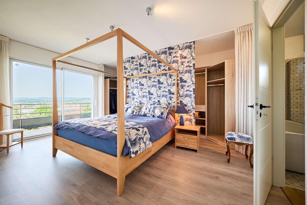 Appartement à ANNECY-LE-VIEUX