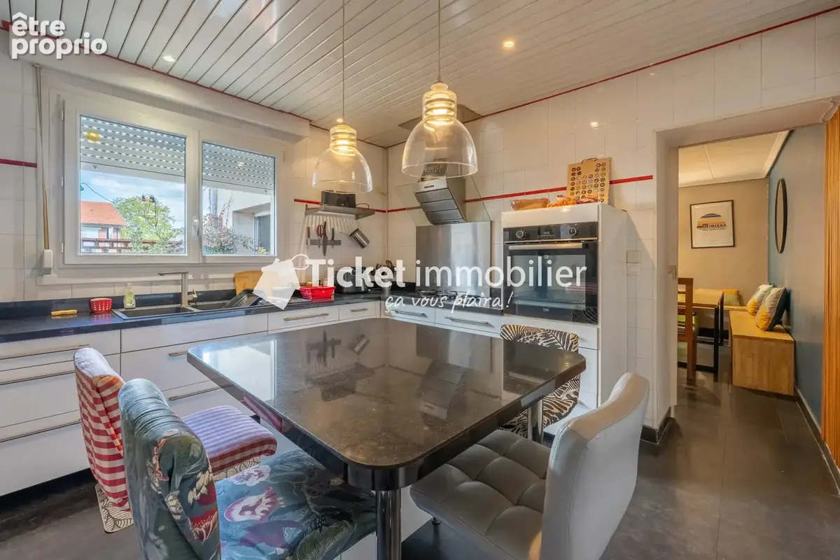 TOULOUSE – BONNEFOY : maison de caractère de 138m², 5 chambres, terrasse et double garage - photo 8