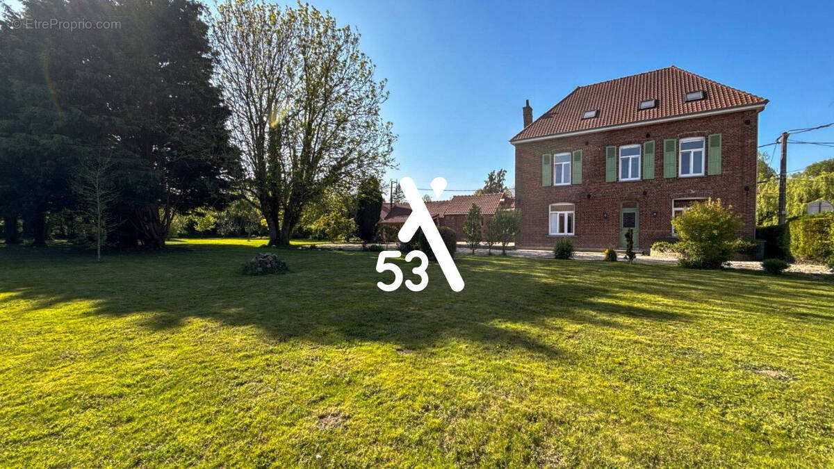 Maison à THEROUANNE