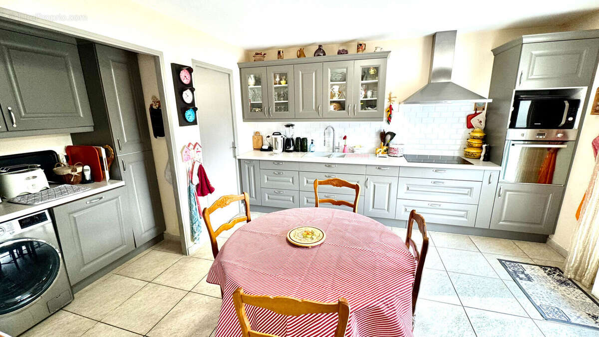 Maison à ALTHEN-DES-PALUDS