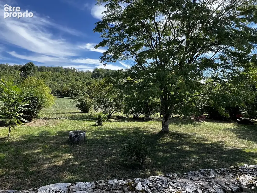 Maison en pierre pleine de caractère - photo 17