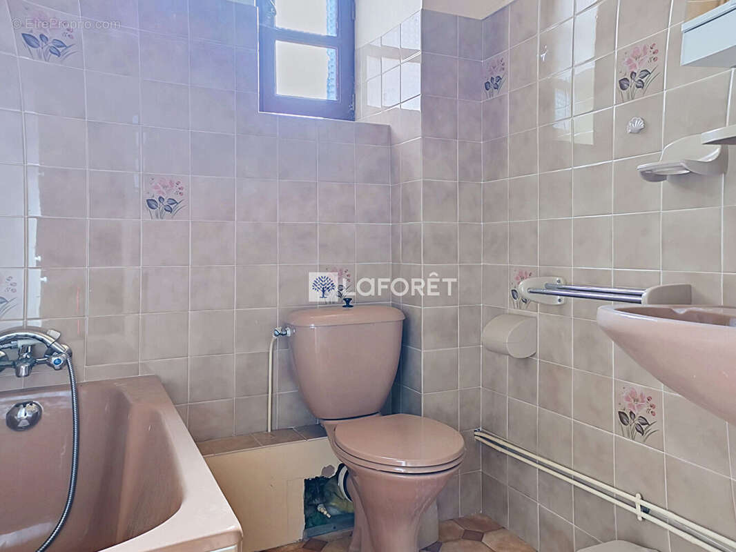 Appartement à LE MALZIEU-VILLE