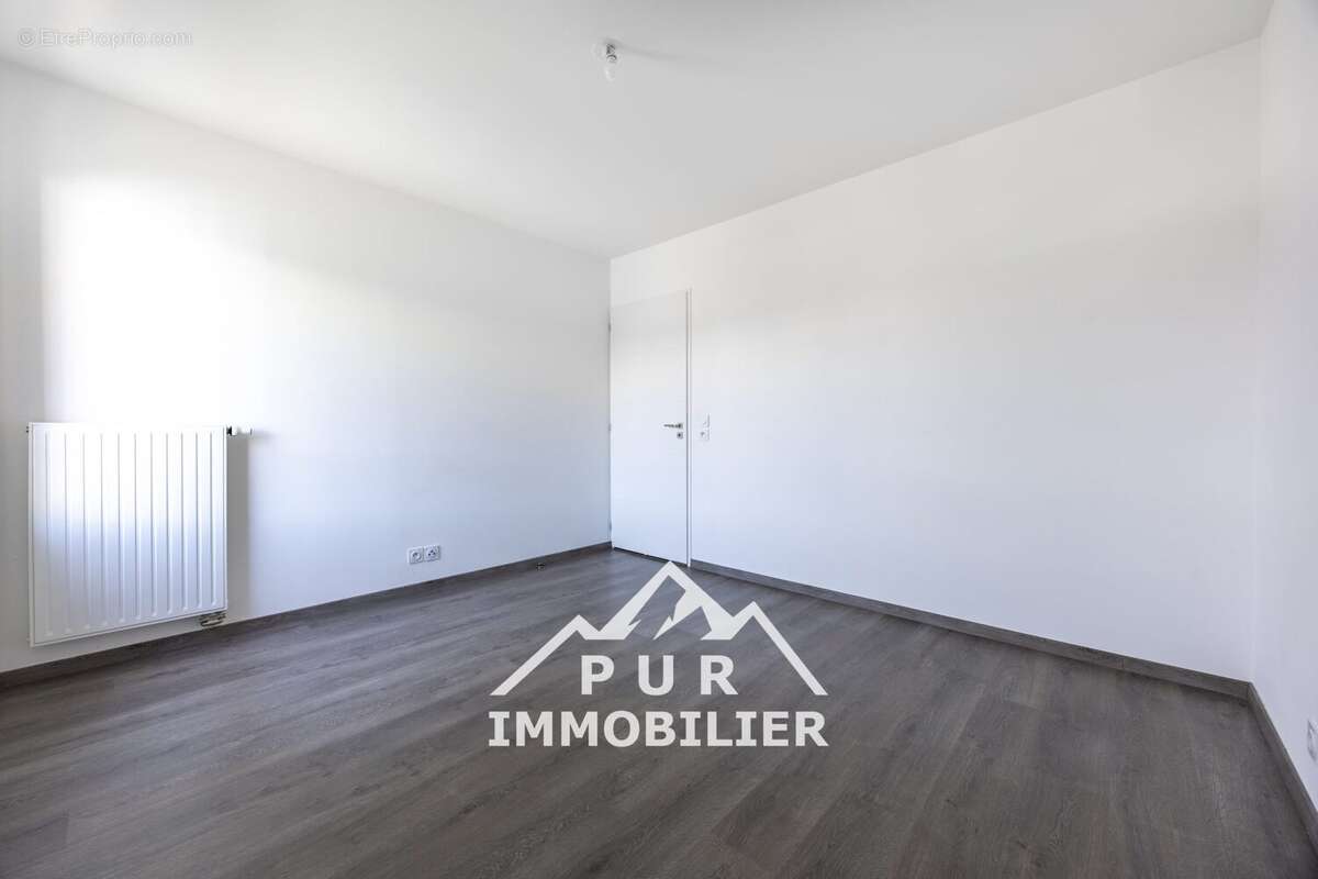 Appartement 43 m² à Annemasse  - photo 8