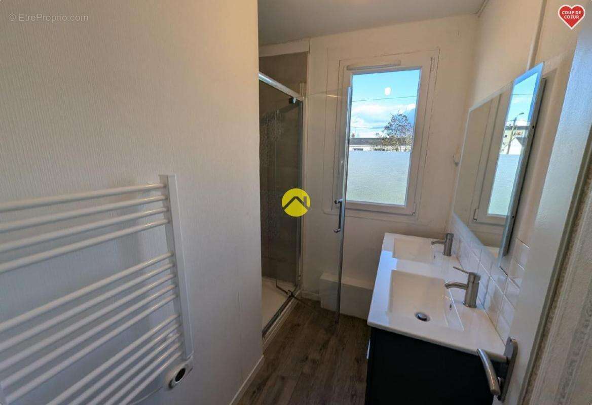 Maison à SAINT-DOULCHARD