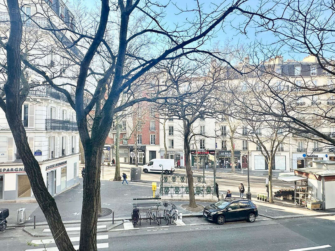 Appartement à PARIS-19E