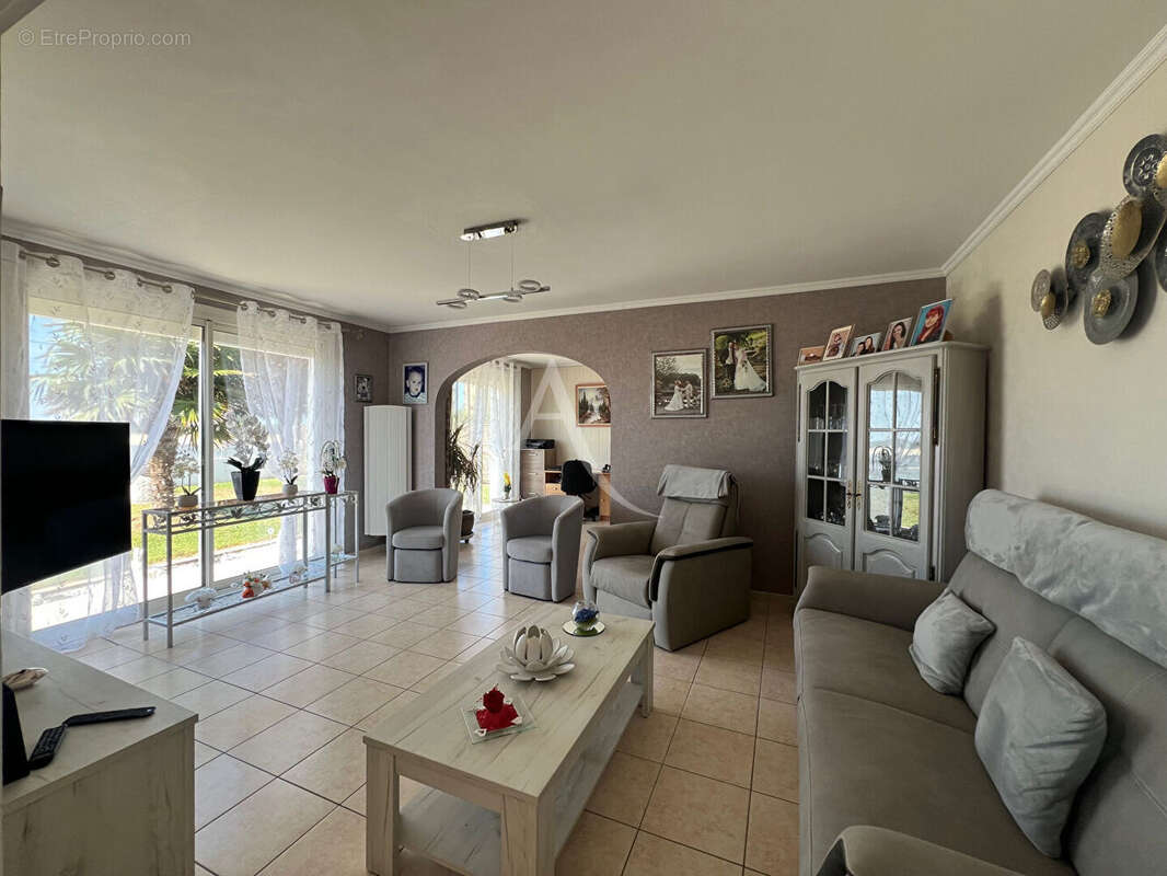 Maison à LONGEVILLE-SUR-MER