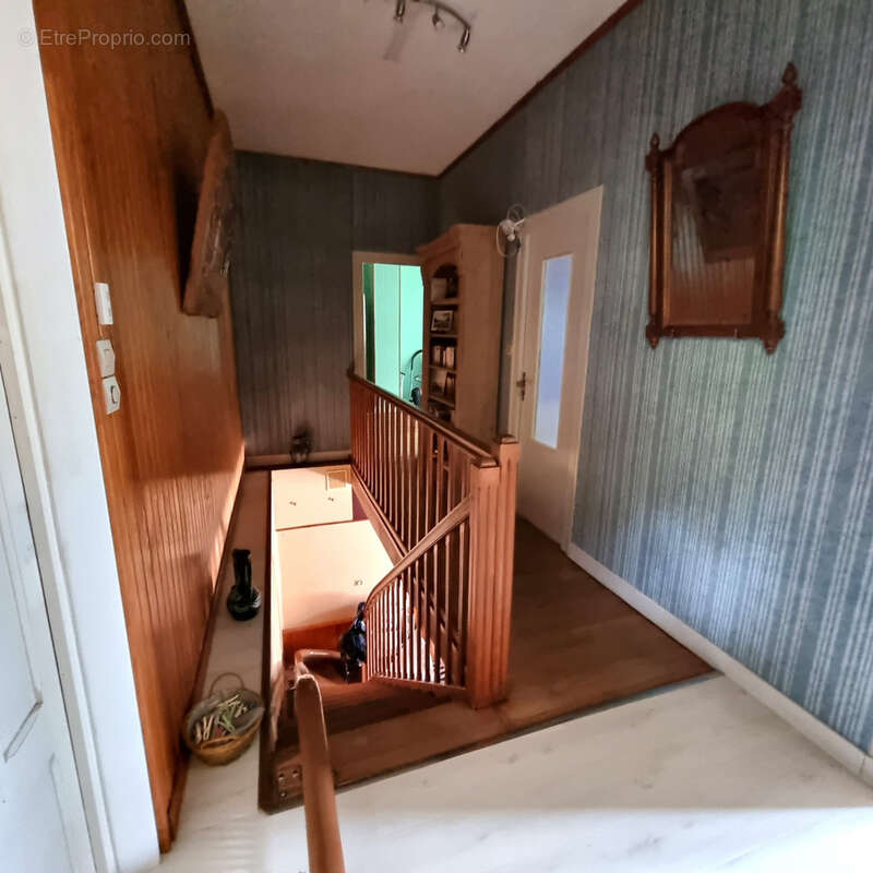 Maison à MONTGIVRAY