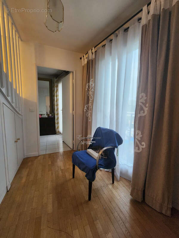 Appartement à LA COURNEUVE