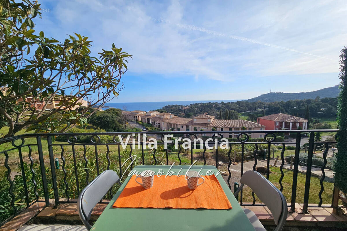 Appartement à SAINT-RAPHAEL