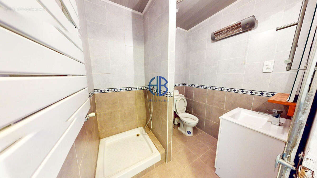 Appartement à AUBERVILLIERS