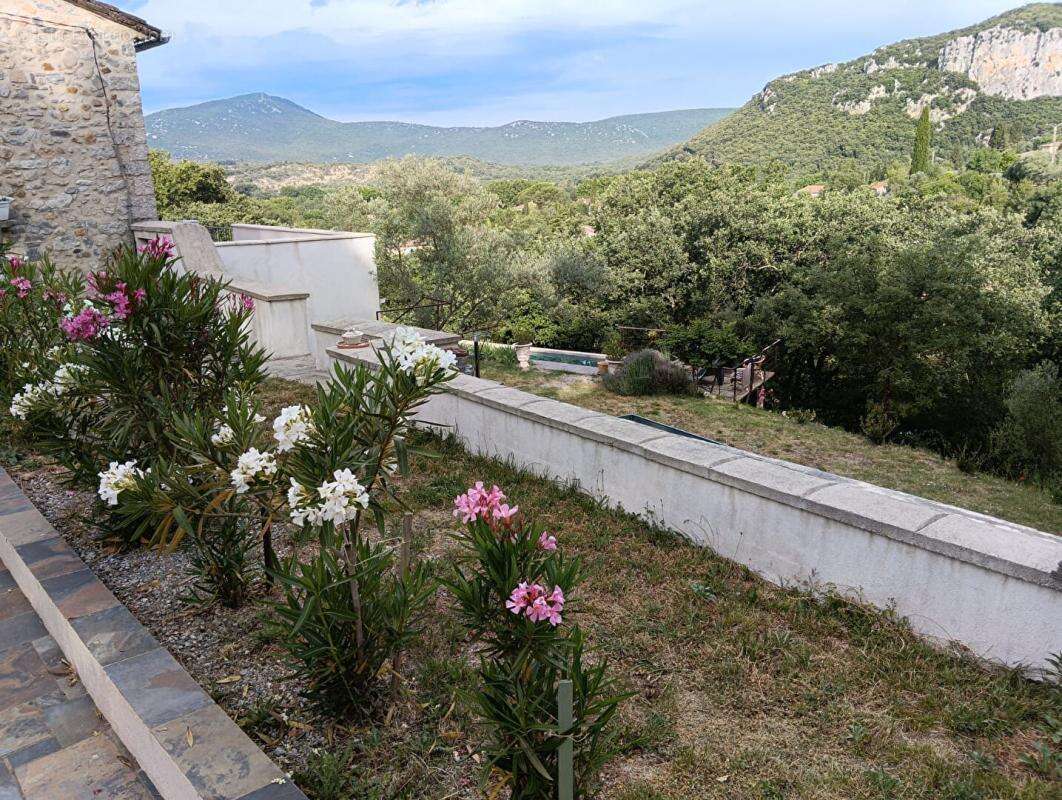 Maison 150 m² -Vue panoramique -Piscine -grand terrain -Extension possible - photo 5