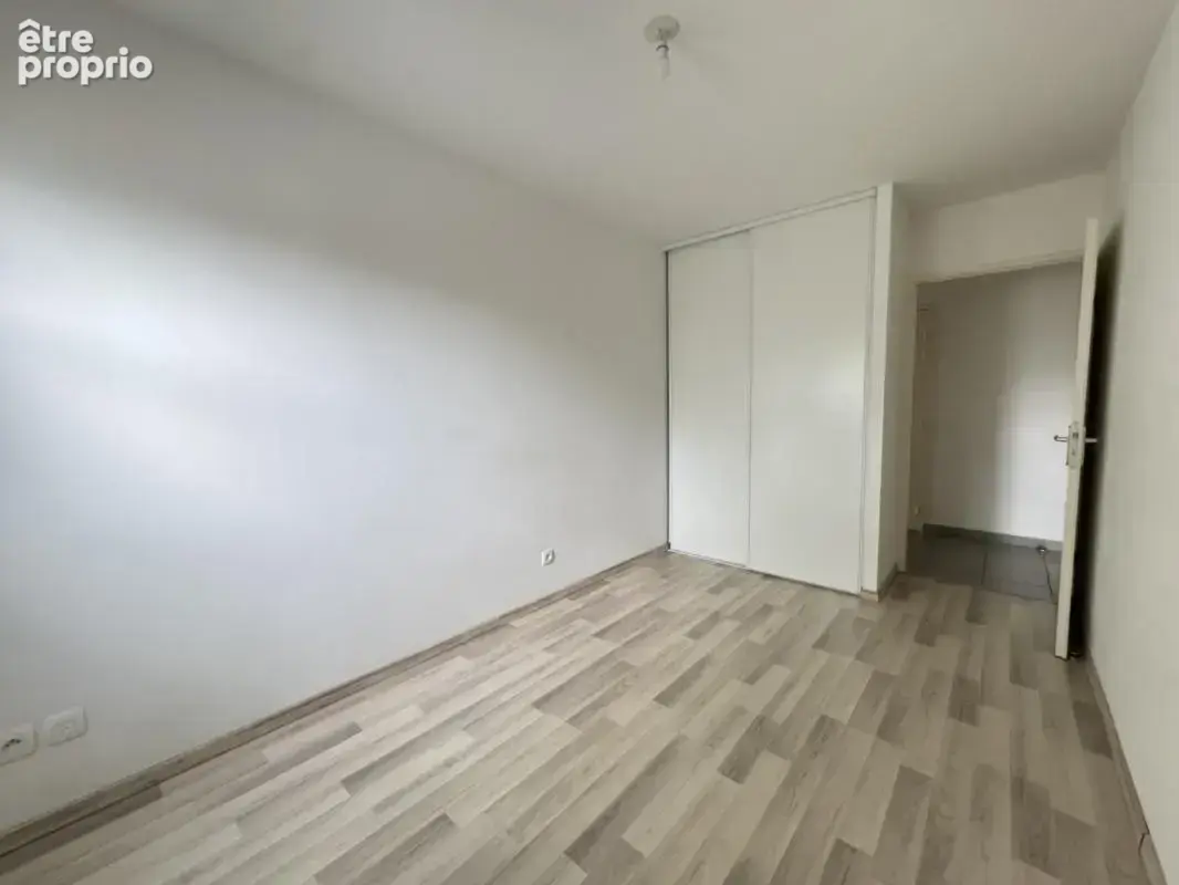 A vendre angers est - appartement t3 rdc pmr avec parkins en - photo 5