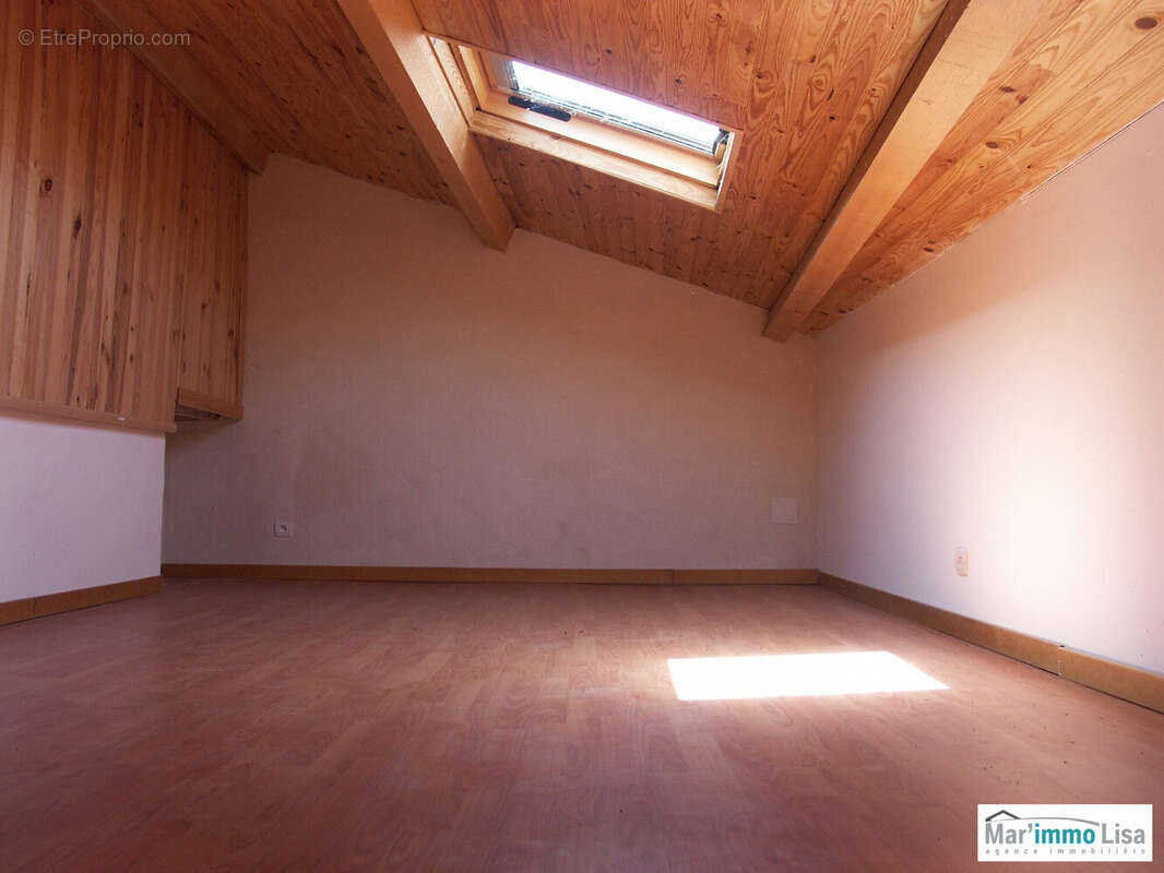 Appartement 36 m² à Mallemort  - photo 9
