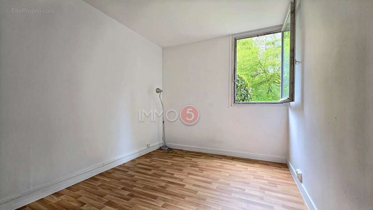 Appartement à LE RAINCY