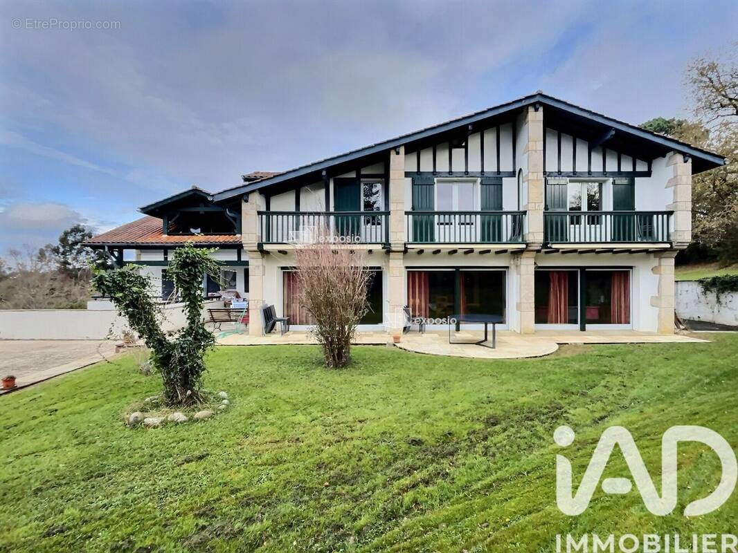 Photo 1 - Maison à URRUGNE